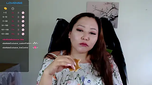 LisaAsianFlower's Live XXX Chat