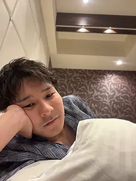 yuuki8910 Webcam show