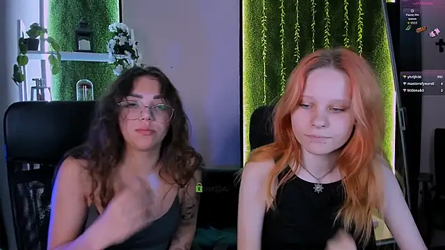Вебкам-шоу kiki_swan