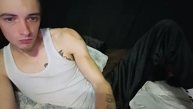 Ilovepussy1911 Show in webcam