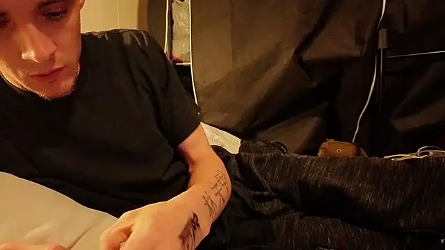 โชว์เว็บแคมของ Ilovepussy1911