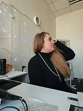 Czat XXX na żywo – Juicy_PeachLux