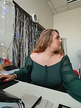 Juicy_PeachLux's Live XXX Chat