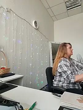 צ'אט XXX בשידור חי של Juicy_PeachLux