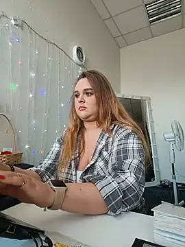 Juicy_PeachLux's Live XXX Chat