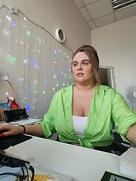 Czat XXX na żywo – Juicy_PeachLux