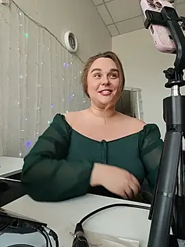 Juicy_PeachLux's Live XXX Chat