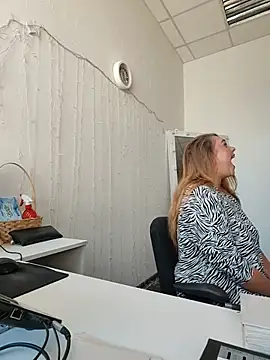 Chat XXX ao vivo de Juicy_PeachLux