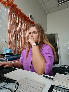 Juicy_PeachLux Webcam-Show