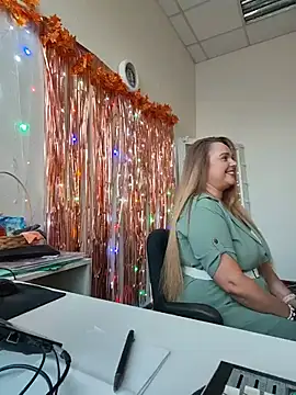 Juicy_PeachLux Live XXX-chat
