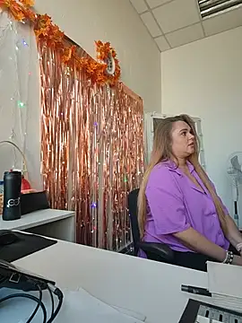 Juicy_PeachLux's Webcam Show
