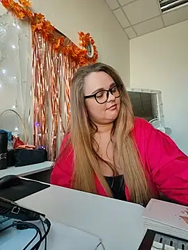Juicy_PeachLux Webcam-Show