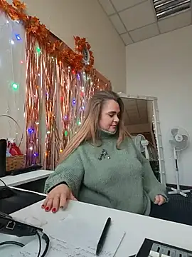 Juicy_PeachLux Live XXX-chat