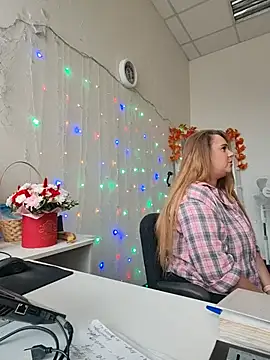 Juicy_PeachLux Webcam show