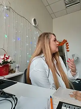 Juicy_PeachLux 现场XXX聊天