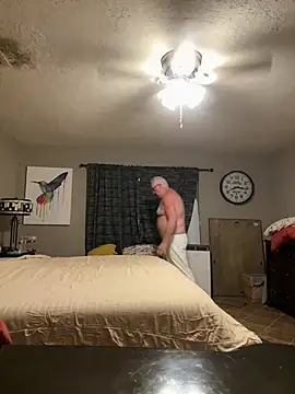 superbearboss Show in webcam