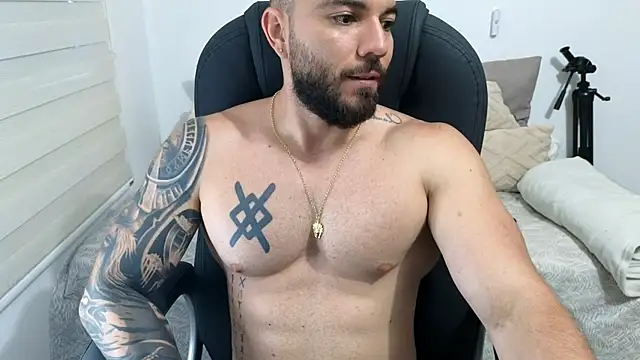 Isaac_Carter's Webcam Show