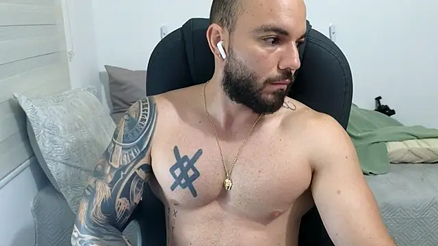 Isaac_Carter Pertunjukan Webcam