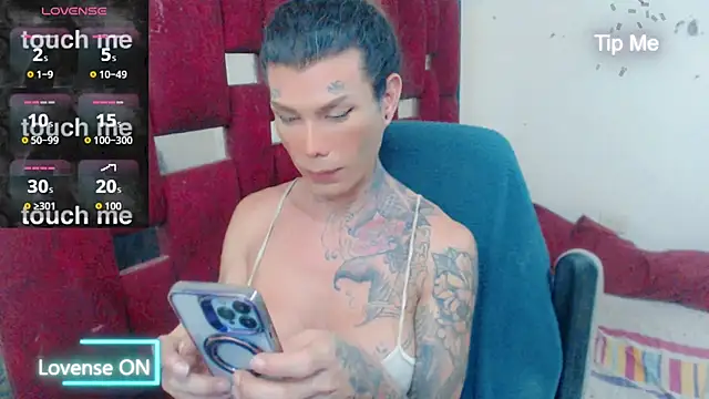ana_tsxxx Show in webcam