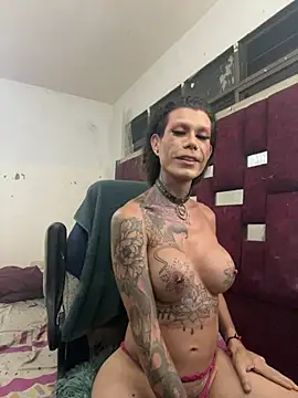 Pokazy przed kamerką – ana_tsxxx