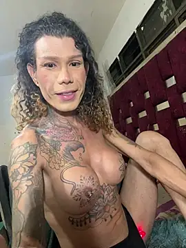 Pokazy przed kamerką – ana_tsxxx