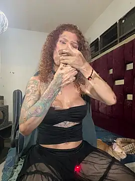 Pokazy przed kamerką – ana_tsxxx