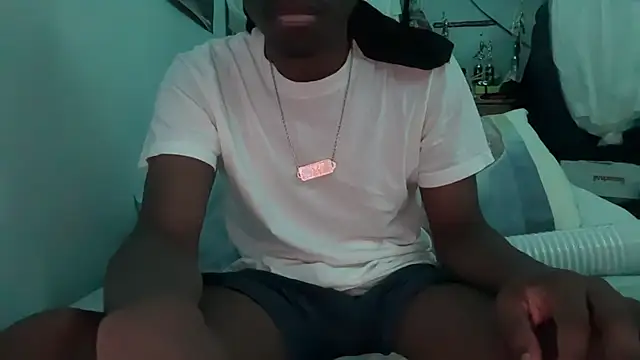 jay_secxret Show in webcam