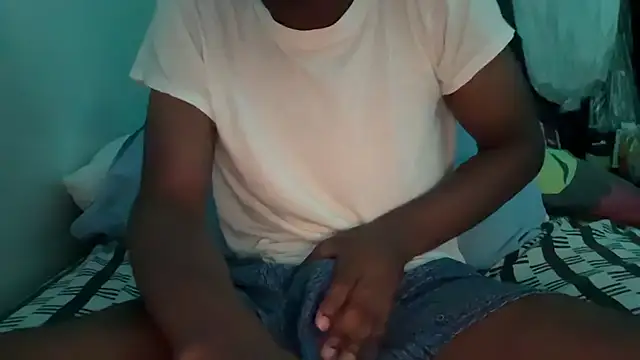 jay_secxret Show in webcam