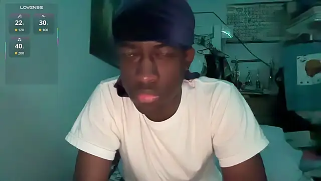 הופעת וובקאם של jay_secxret