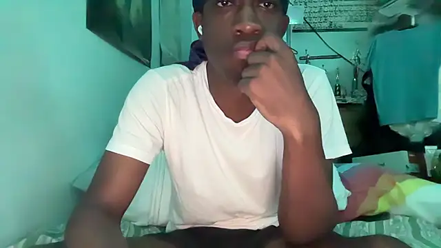 jay_secxret Show in webcam