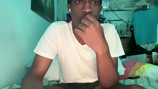 jay_secxret Show in webcam