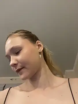 Онлайн чат XXX AmeliRoyse