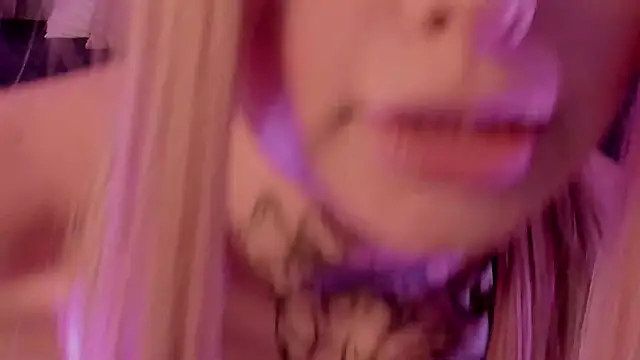 Zhally_Dee Chat XXX in diretta
