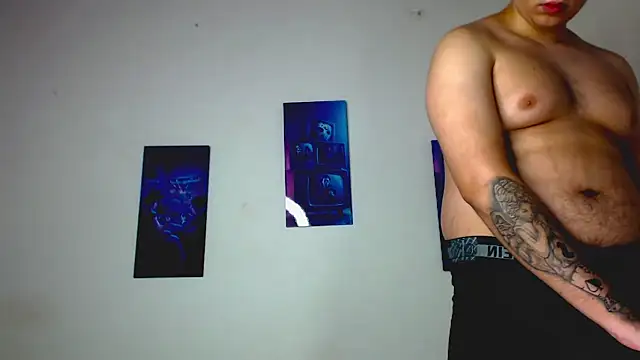 CrissConor's Live XXX Chat