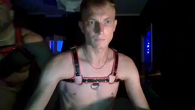 MaxPovelXL Pertunjukan Webcam
