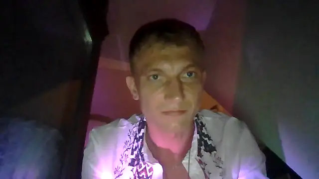 MaxPovelXL Webcam-Show