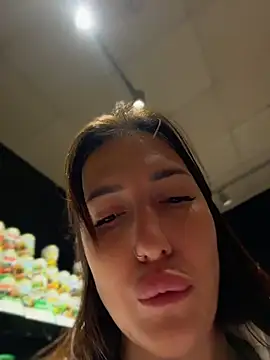 AleksandraRich Adlı Modelin Web Kamerası Şovu