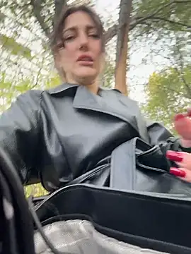AleksandraRich Adlı Modelin Canlı XXX Sohbeti