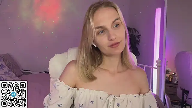 Chatroom XXX en direct de _Vikky_Moon_