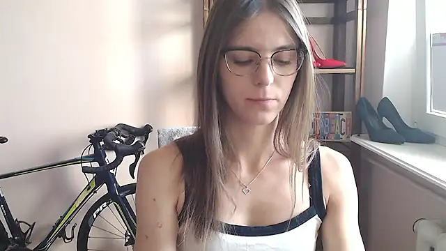love_megi élő XXX-chatje