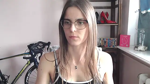 love_megi's Webcam Show