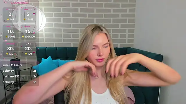 دردشة EvelineAmore الجنسية المباشرة