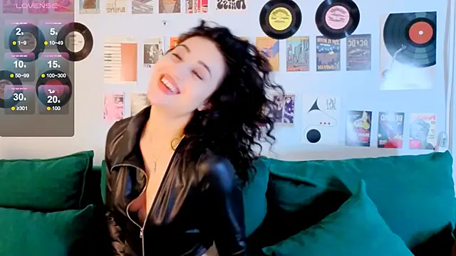 Chat XXX en directo de Maya_Rogerss
