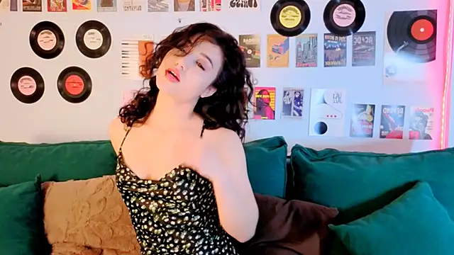 Maya_Rogerss' Live XXX Chat