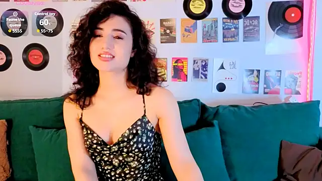 Maya_Rogerss' Live XXX Chat