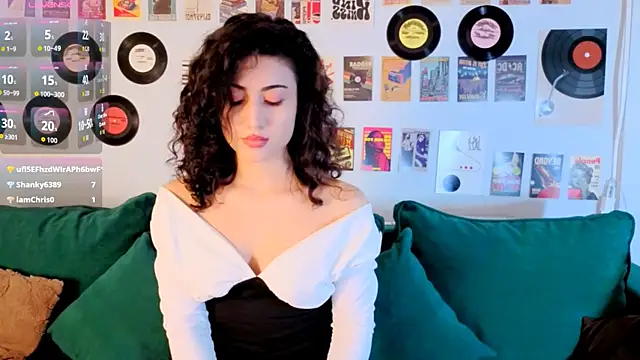 Maya_Rogerss' Live XXX Chat