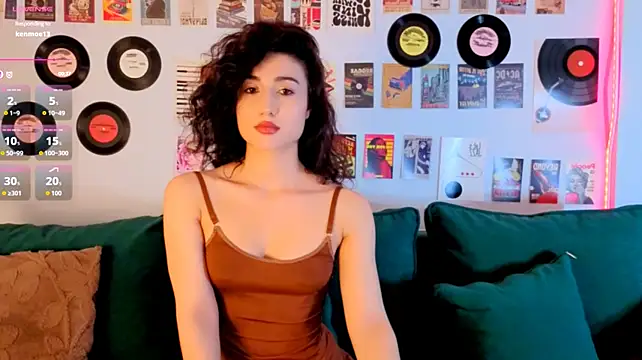 Maya_RogerssのライブXXXチャット