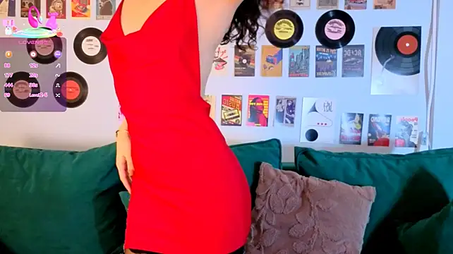 Maya_Rogerss Adlı Modelin Canlı XXX Sohbeti