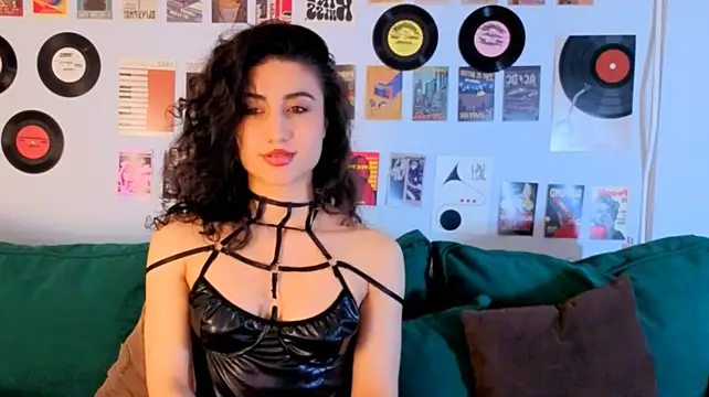 צ'אט XXX בשידור חי של Maya_Rogerss
