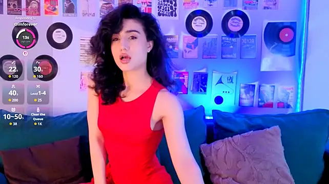 Maya_Rogerss Adlı Modelin Canlı XXX Sohbeti